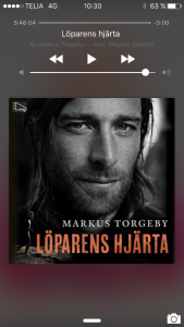 Nu har jag lyssnat färdigt på Markus Torgebys bok Löparens hjärta. Väldigt bra!